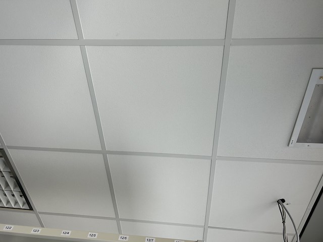 Plafondtegels rockfon archief (36m²) - afbeelding 3 van  4