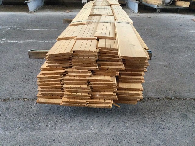 Planchetten grenenhout 3000 x 140 x 14 mm ( 64 x ) - afbeelding 1 van  7