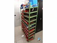 Plank met inhoud - afbeelding 3 van  10