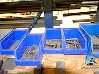 Plank met inhoud - afbeelding 6 van  22