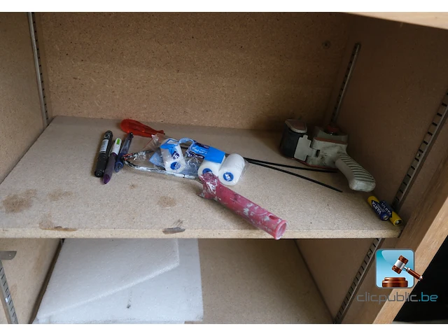 Plank met inhoud - afbeelding 4 van  13