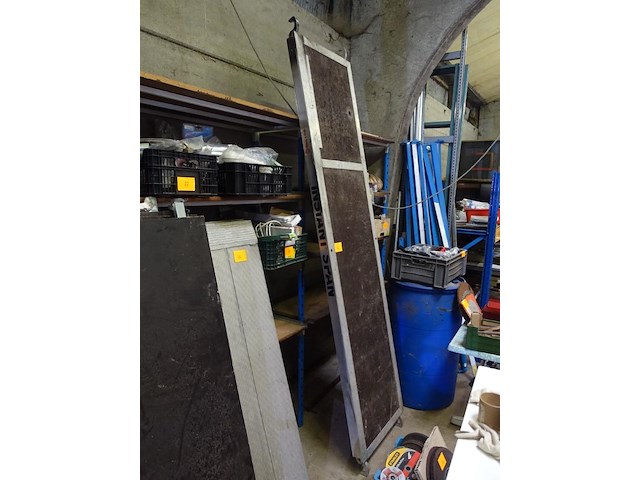 Plank voor stelling l. 2,55m - b.0,60m - afbeelding 5 van  6