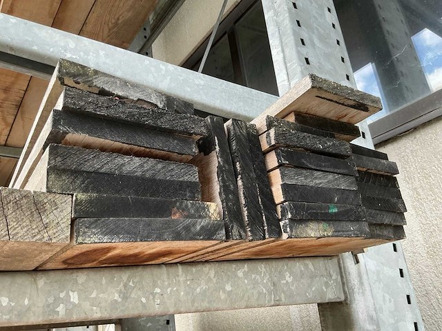 Planken meranti (26x) - afbeelding 2 van  3