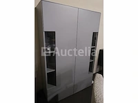 Planken met inhoud - afbeelding 2 van  6