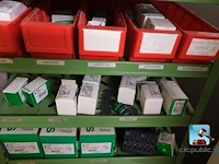 Planken met inhoud - afbeelding 15 van  25