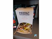 Planken met inhoud - afbeelding 16 van  23