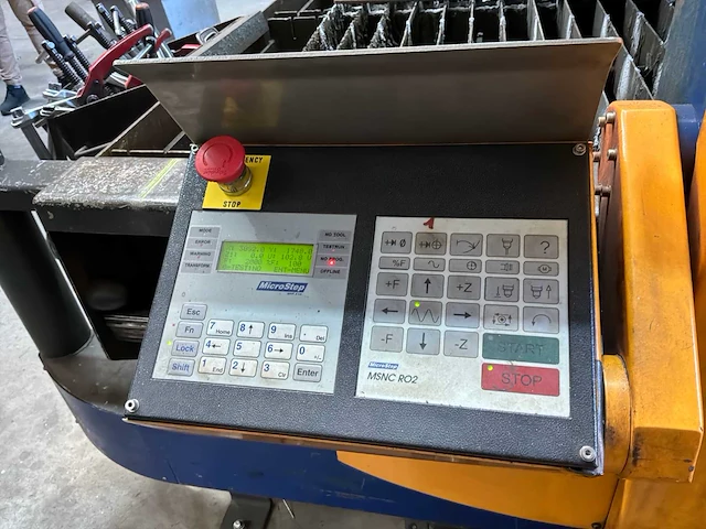 Plasmasnij-eenheid - microstep mccompact 3001.15p cnc plasma-snijtafel - afbeelding 11 van  27