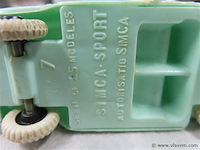 Plastic auto's - afbeelding 5 van  5