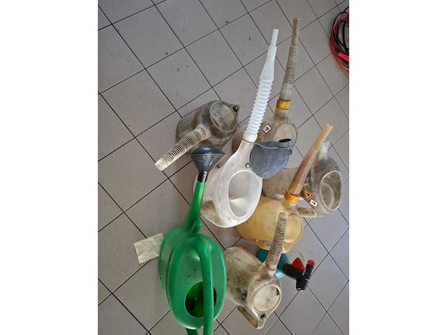 Plastic bussen met vultuit - afbeelding 2 van  2