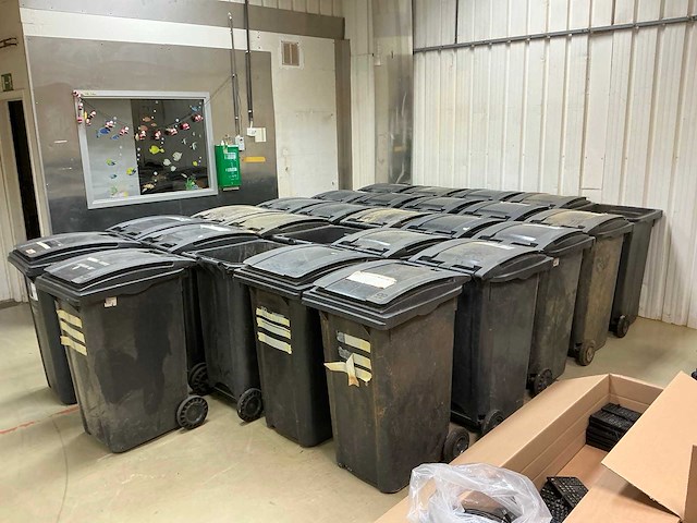 Plastic omnium afvalcontainer (27x) - afbeelding 14 van  14