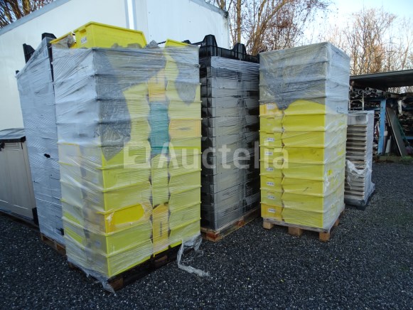 Plastic opslagbakken