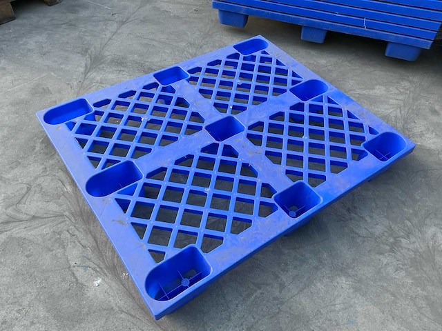 Plastic pallet (15x) - afbeelding 1 van  4