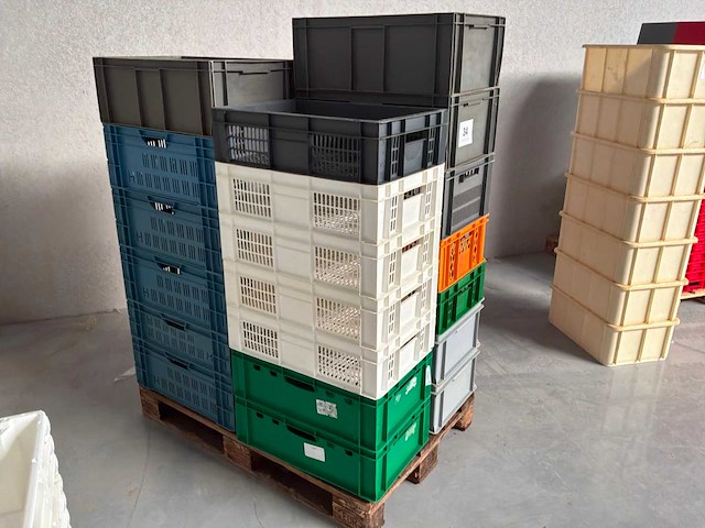 Plastiek bakken divers (24x) - afbeelding 2 van  3