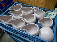 Plastieken bakken met inhoud : gleierwerk - afbeelding 2 van  7