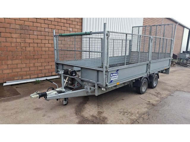 Plateau aanhangwagen ifor williams 4.30x1.90m - afbeelding 1 van  1