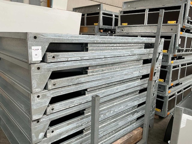 Plateau voor aanhangwagen (13x) - afbeelding 3 van  5