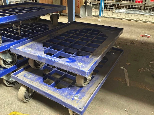 Plateauwagen (5x) - afbeelding 2 van  2