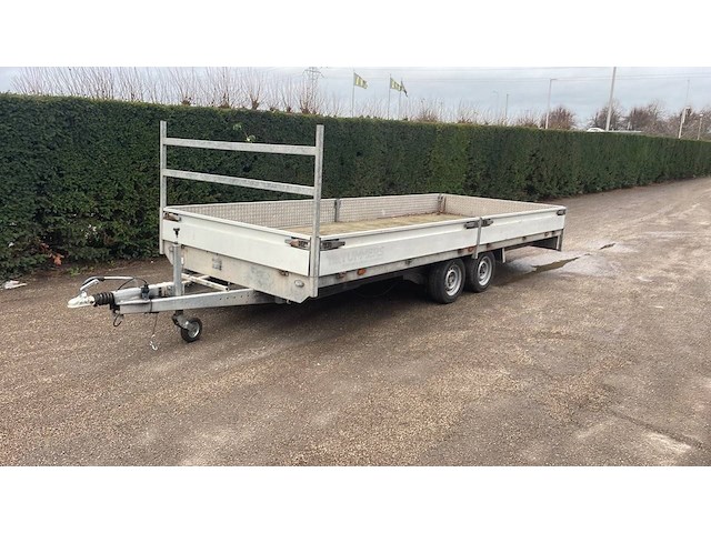 Plateauwagen henra 2700kg 2013 (marge) - afbeelding 1 van  1