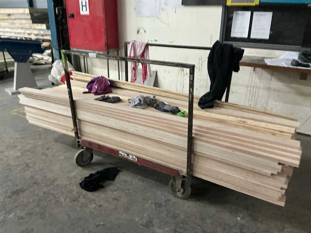 Plateauwagen - afbeelding 1 van  3