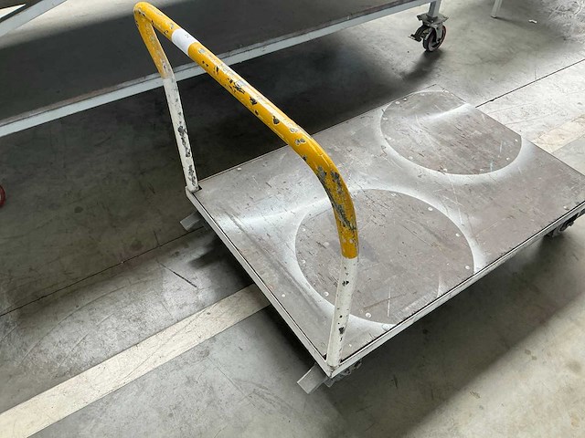 Plateauwagen - afbeelding 3 van  3