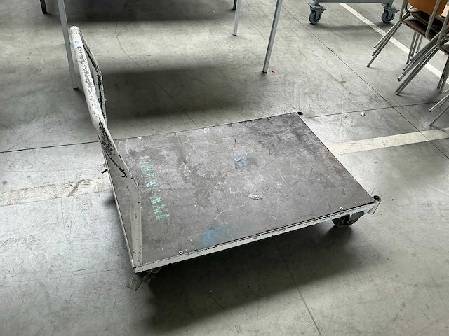 Plateauwagen - afbeelding 1 van  3
