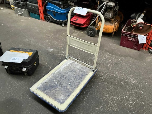 Plateauwagen - afbeelding 1 van  3