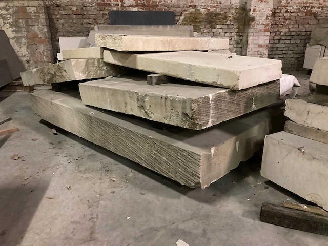Platen witsteen van 10cm tot 20cm dik - afbeelding 2 van  5