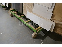 Platenkar + houtresten - afbeelding 1 van  4