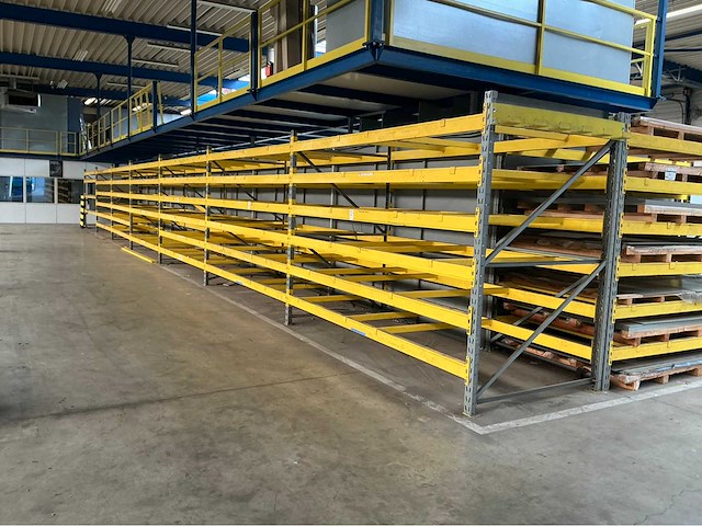 Platenrek - afbeelding 1 van  8