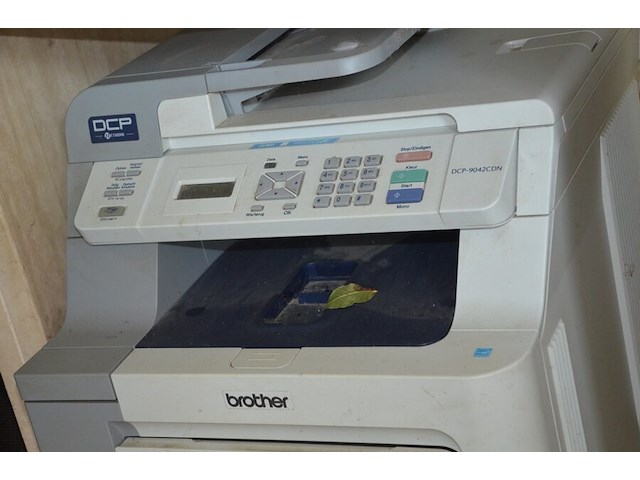 Platenspeler telefunken s800hifi, versterker telefunken trx2000hifi, 2 speakers telefunken tlx3, printer brotheer dcp-9042cdn - afbeelding 5 van  12