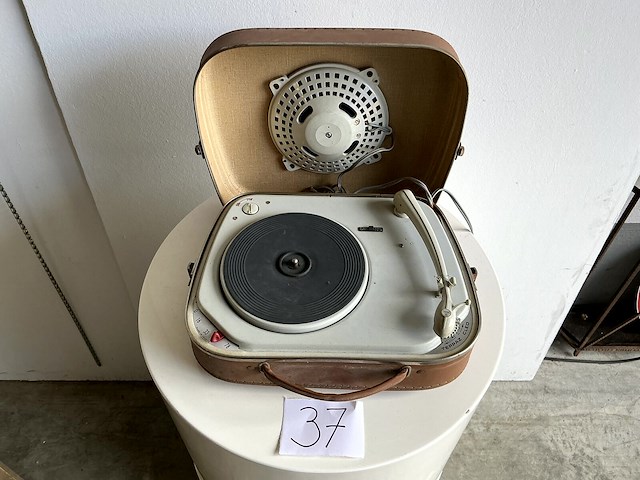 Platenspeler - afbeelding 1 van  1