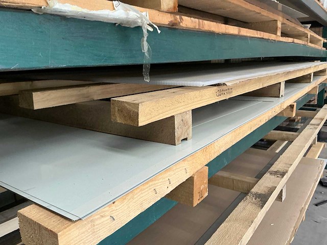 Platenstelling met inhoud (2x) - afbeelding 6 van  11