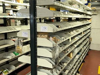 Platform met armesrekken beneden - afbeelding 6 van  10