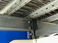 Platform met armesrekken beneden - afbeelding 9 van  10