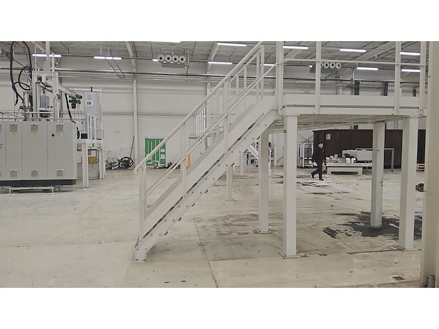 Platform + trappen - afbeelding 3 van  14