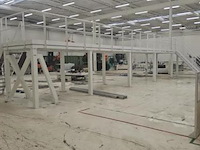 Platform + trappen