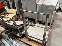 Platform trolley en meubelhondjes - afbeelding 2 van  5