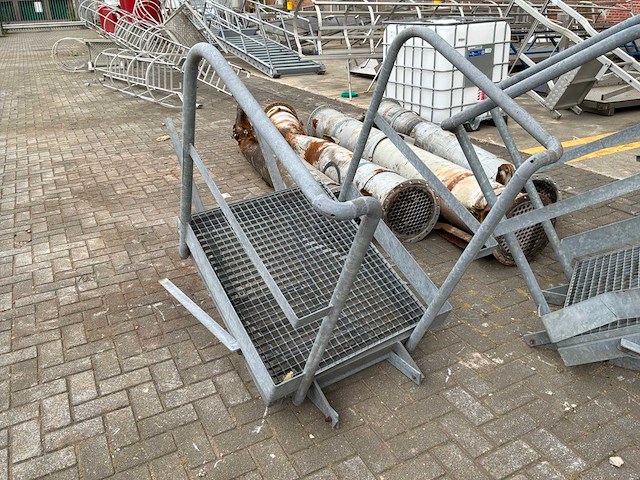 Platform voor aanbouw trap (4x) - afbeelding 2 van  7