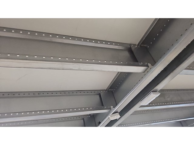 Platform - afbeelding 6 van  6