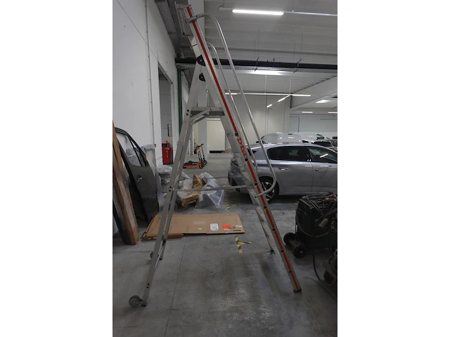 Platformladder hymer - afbeelding 2 van  6