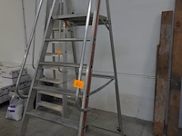 Platformladder hymer - afbeelding 6 van  6