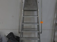 Platformladder solide