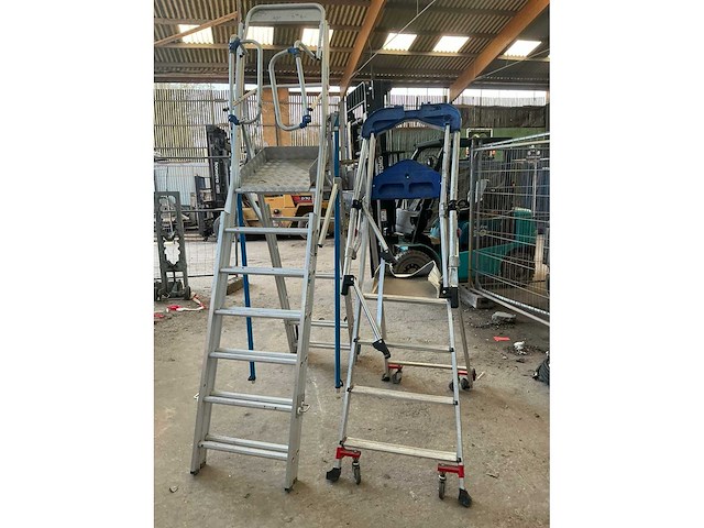 Platformladder te herstellen! (2x) - afbeelding 1 van  11