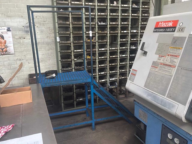 Platformladder - afbeelding 1 van  2
