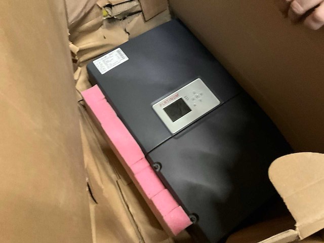 Platinum omvormer (2x) - afbeelding 1 van  6