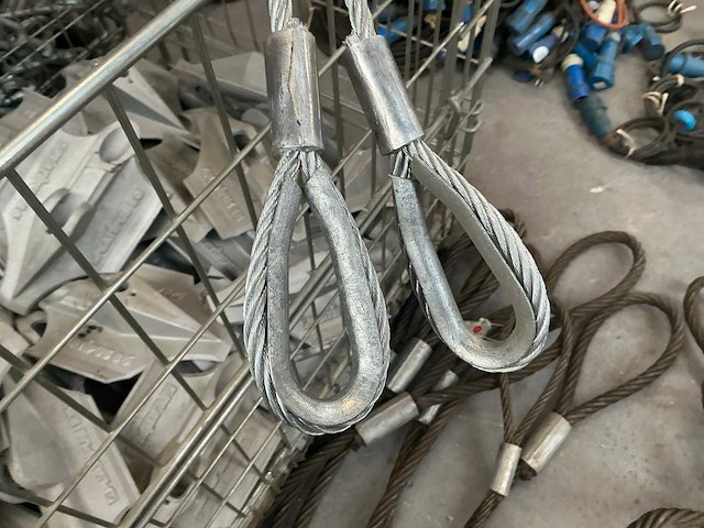 Platiplus b6 partij gegalvaniseerde grond ankers met staalkabels - afbeelding 5 van  7