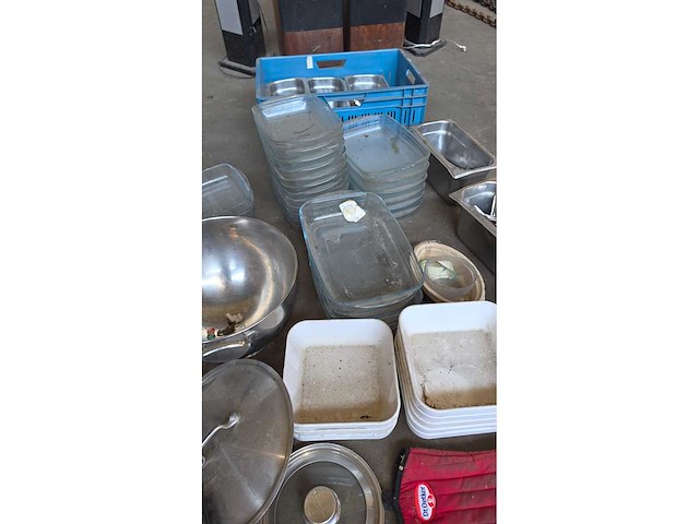 Plats à four et ustensiles de cuisine - afbeelding 2 van  7