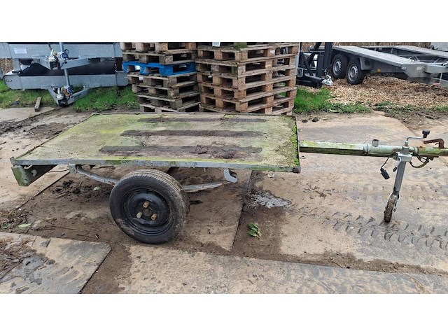 Platte aanhangwagen - afbeelding 1 van  1