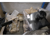 Platte dakkappen - afbeelding 1 van  5