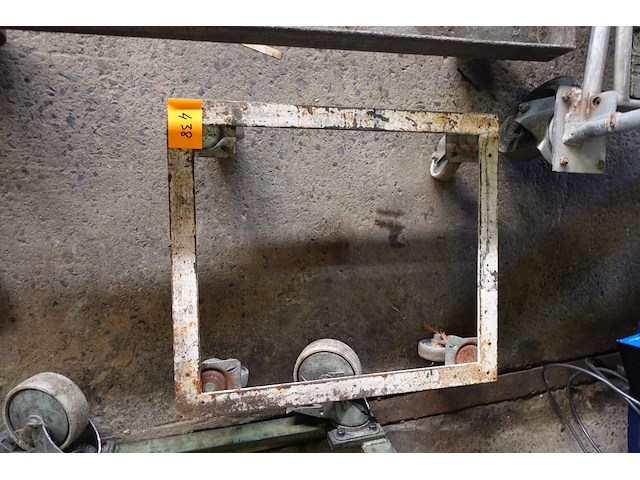 Platte kar - afbeelding 1 van  1